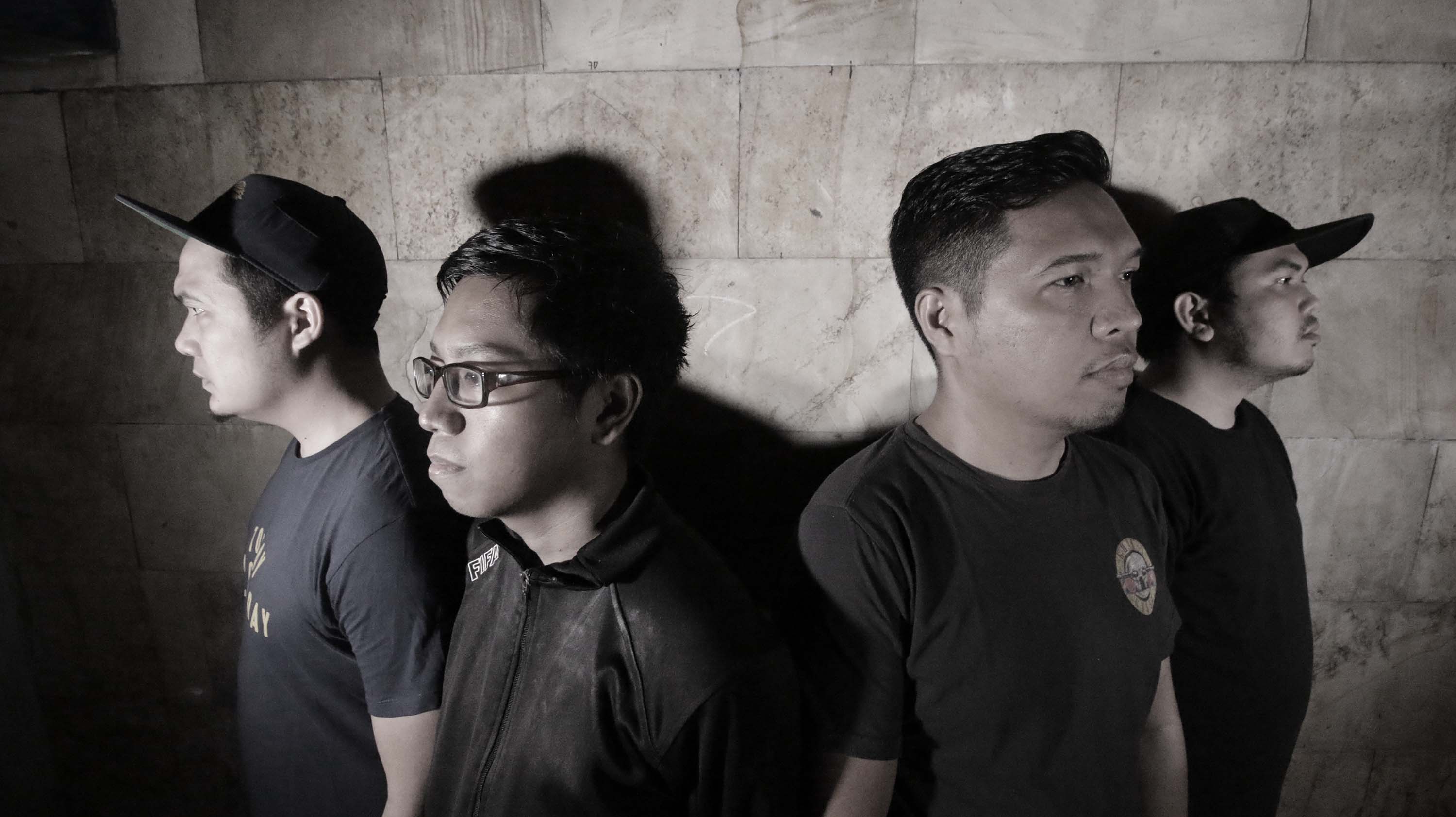 Message band. Hide группа. Индонезийский хардкор. Индонезийский хардкор under 18 рок. Индонезийский хардкор до 18.